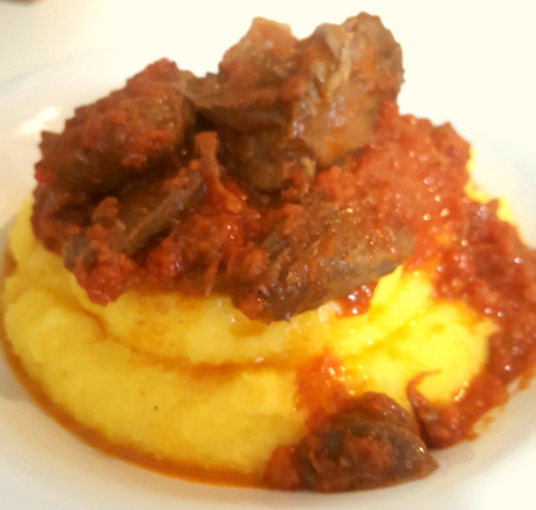 Polenta con sugo di cinghiale