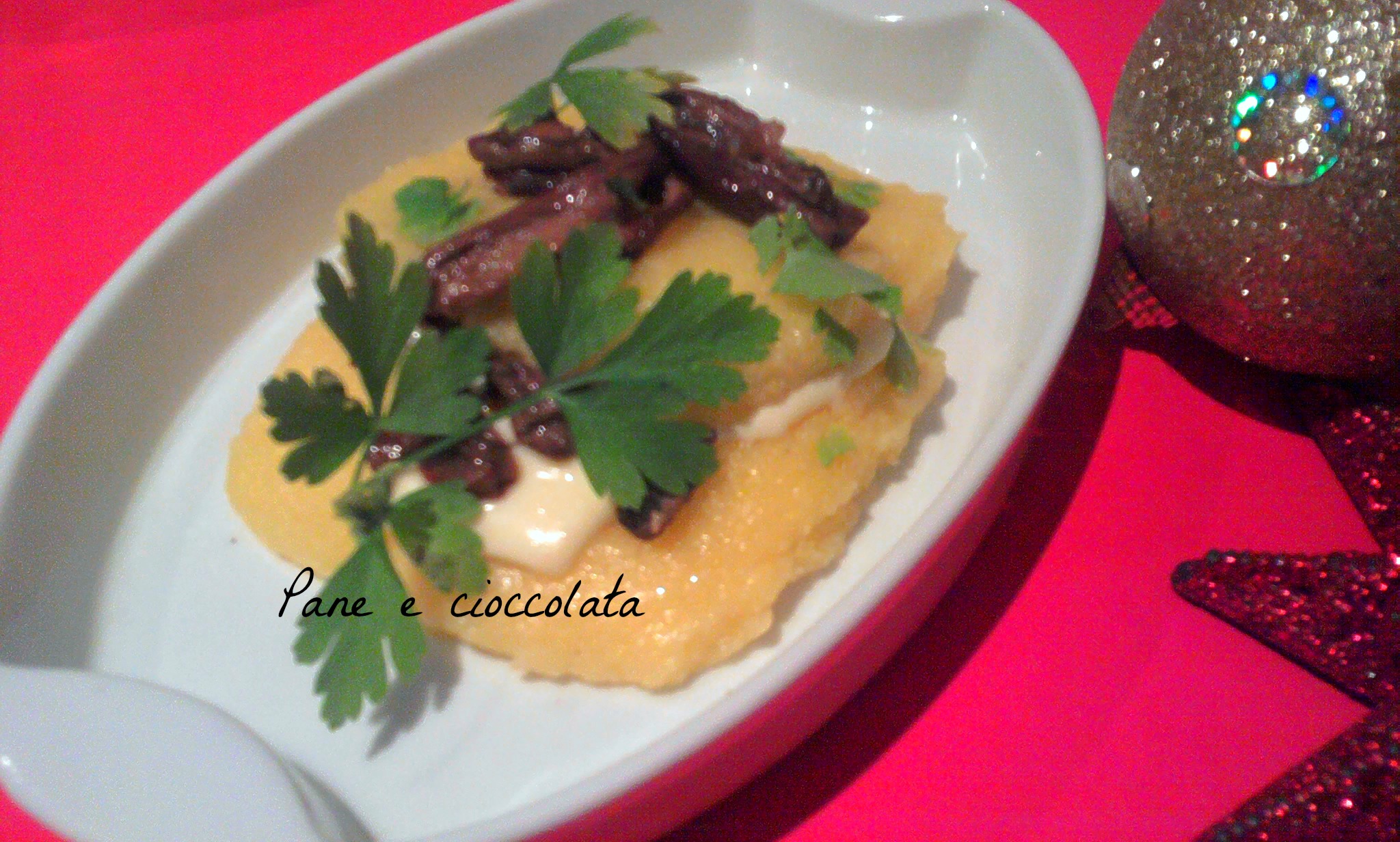 Polenta funghi e fontina-ricetta antipasto natale