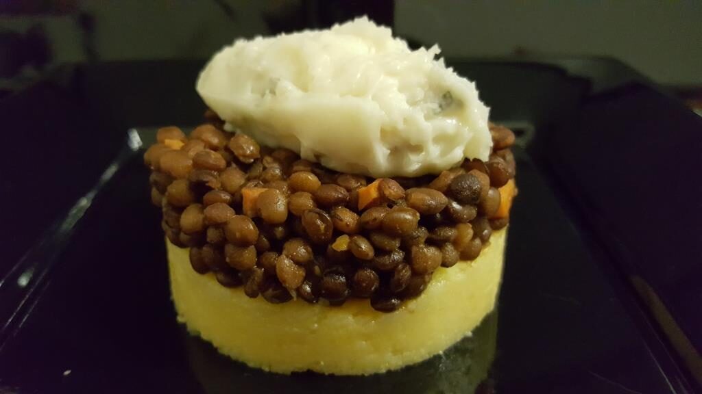 Polenta, lenticchie e gorgonzola