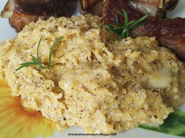 Polenta taragna con costine di maiale