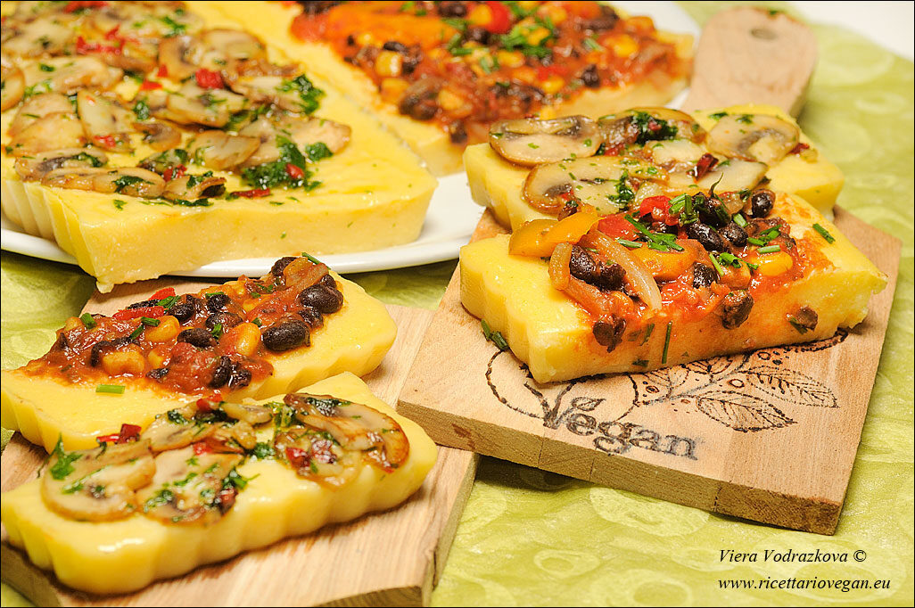 Polenta tart piccante alla messicana e ai funghi