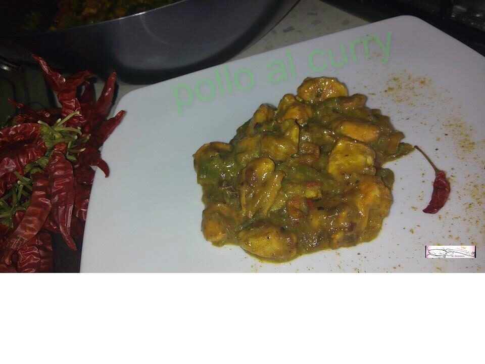 Pollo al curry e peperoni