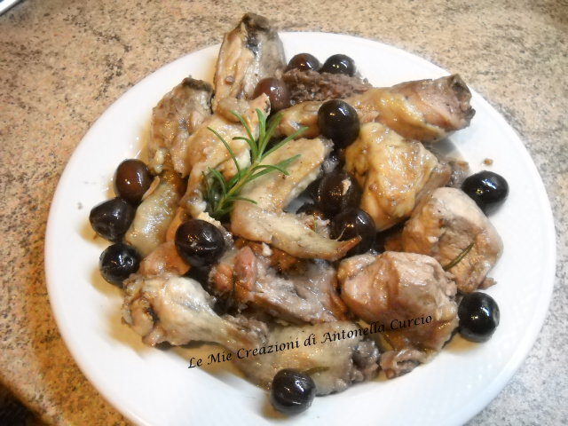 POLLO AL VINO ROSSO