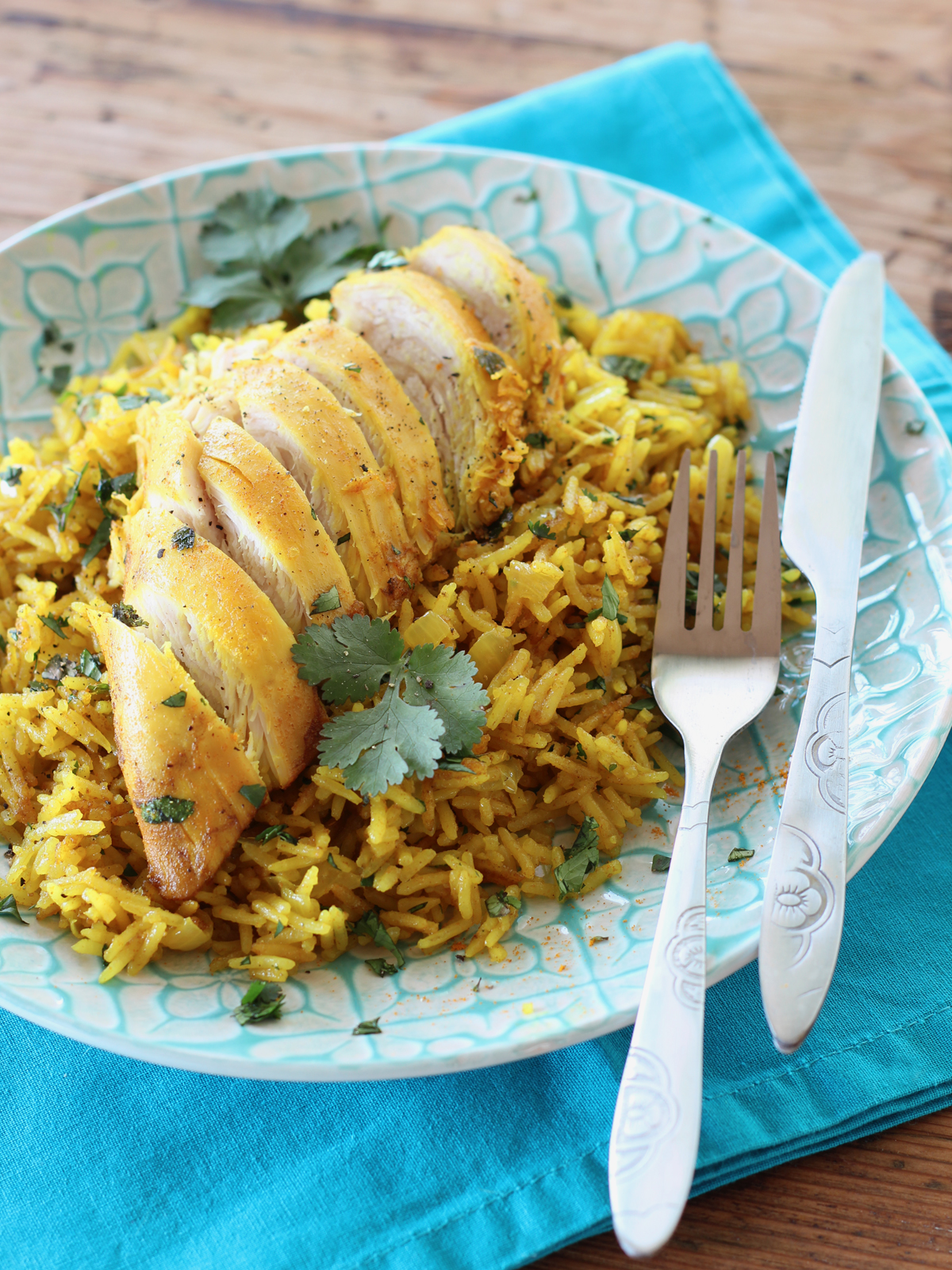 Pollo alla curcuma e riso speziato
