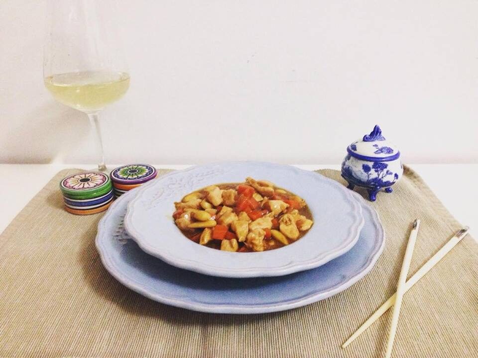 Pollo alle mandorle