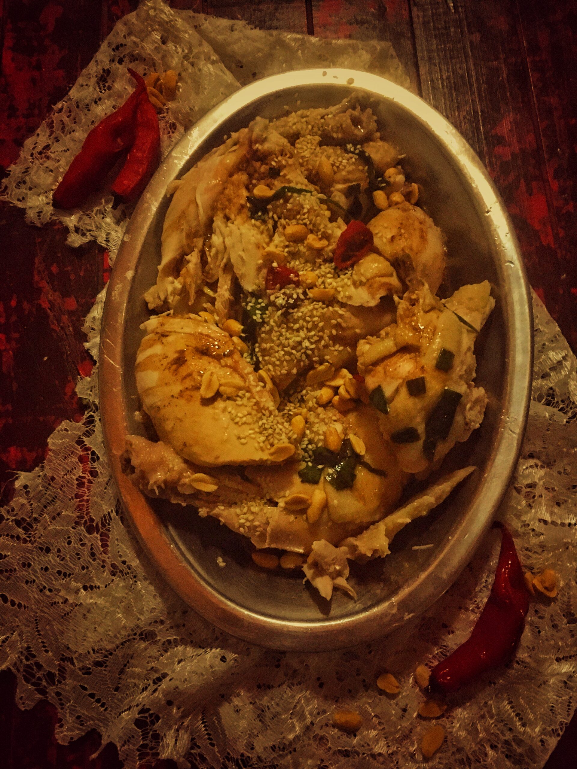 Pollo bollito all’olio piccante (Cina)