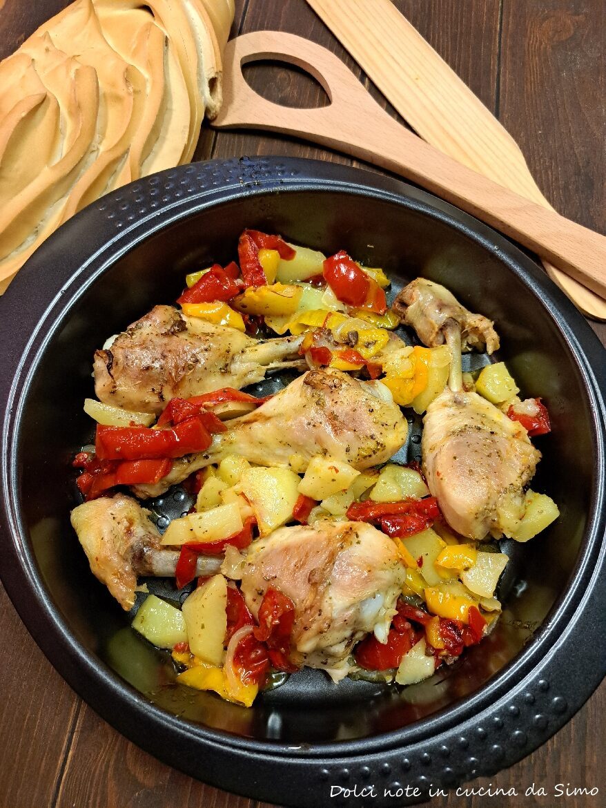 Pollo con peperoni e patate