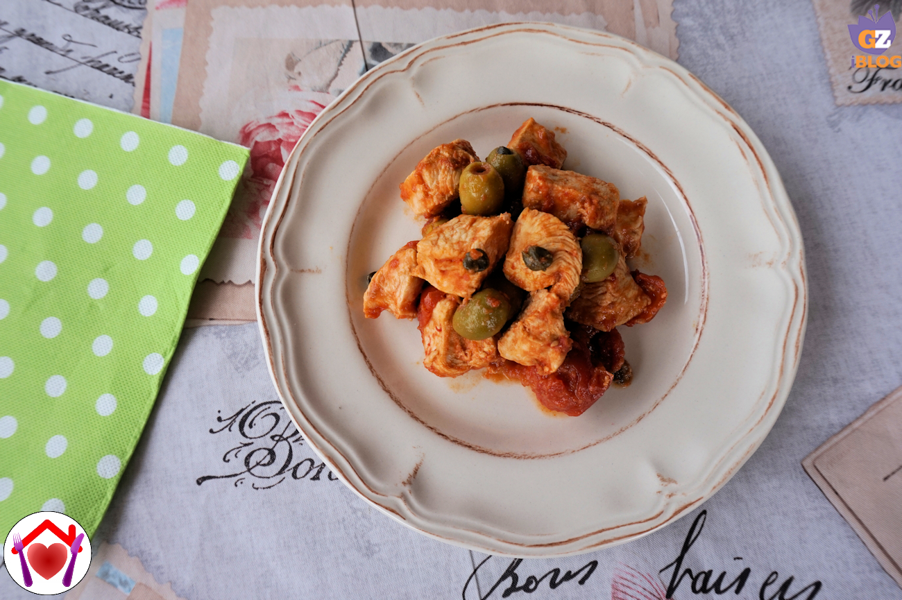 Pollo con pomodoro e olive