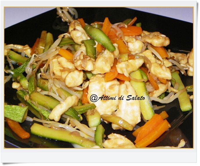 Pollo con verdure all’orientale
