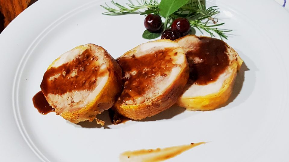 Pollo disossato ripieno al forno