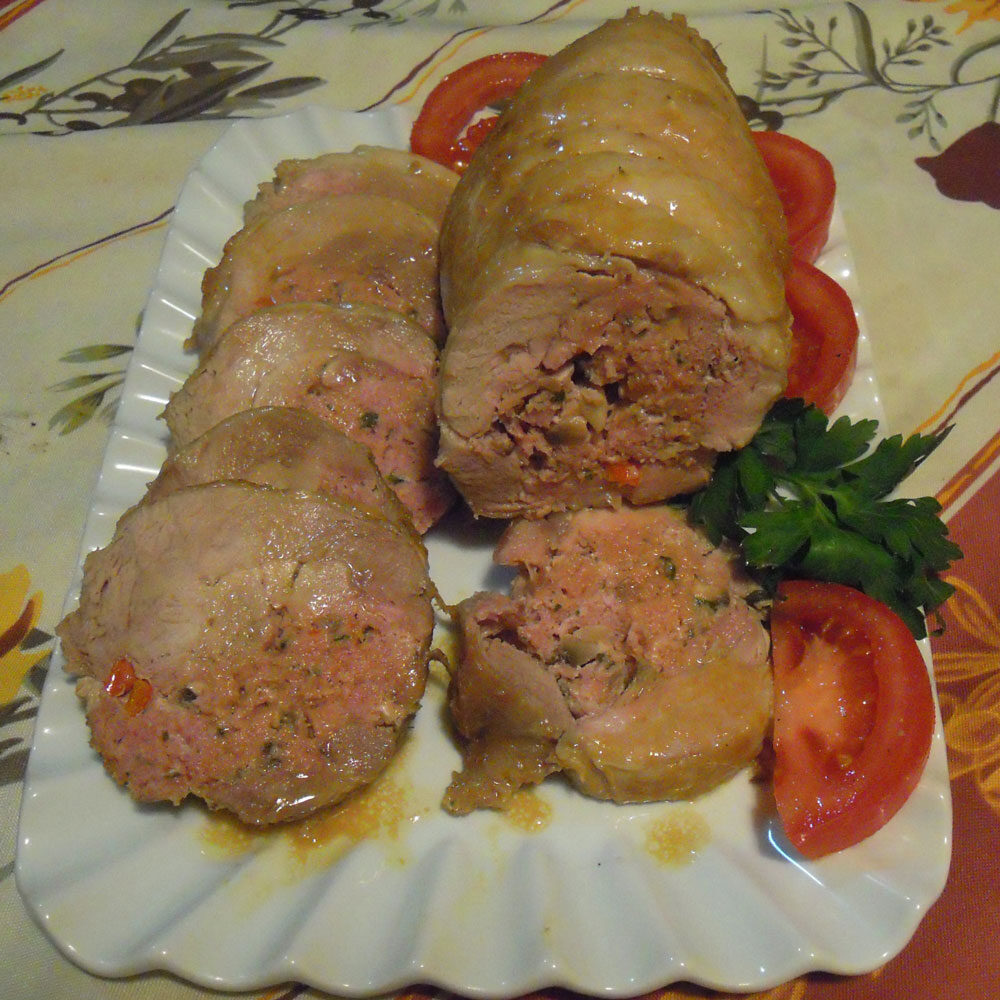 Pollo disossato ripieno