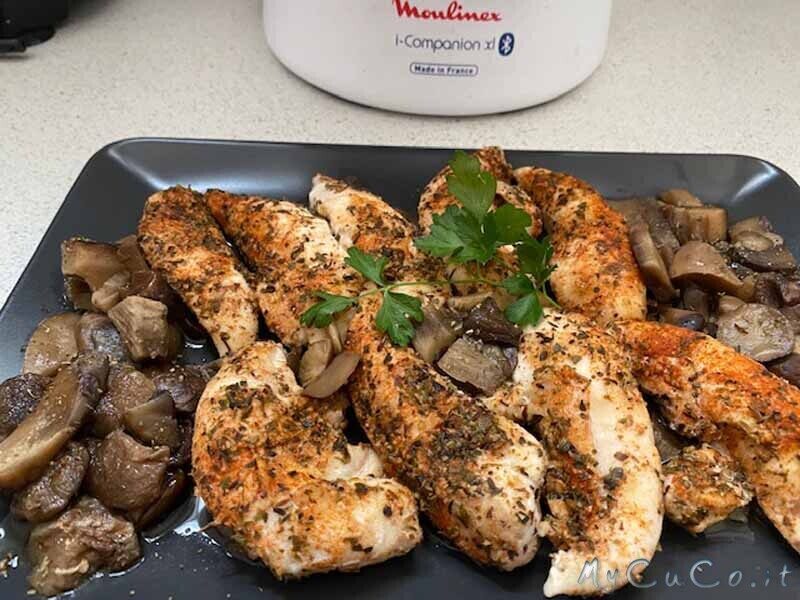 Pollo e funghi al cartoccio con cottura a vapore