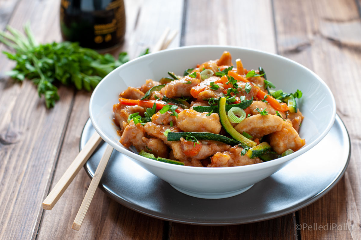 Pollo in agrodolce con verdure