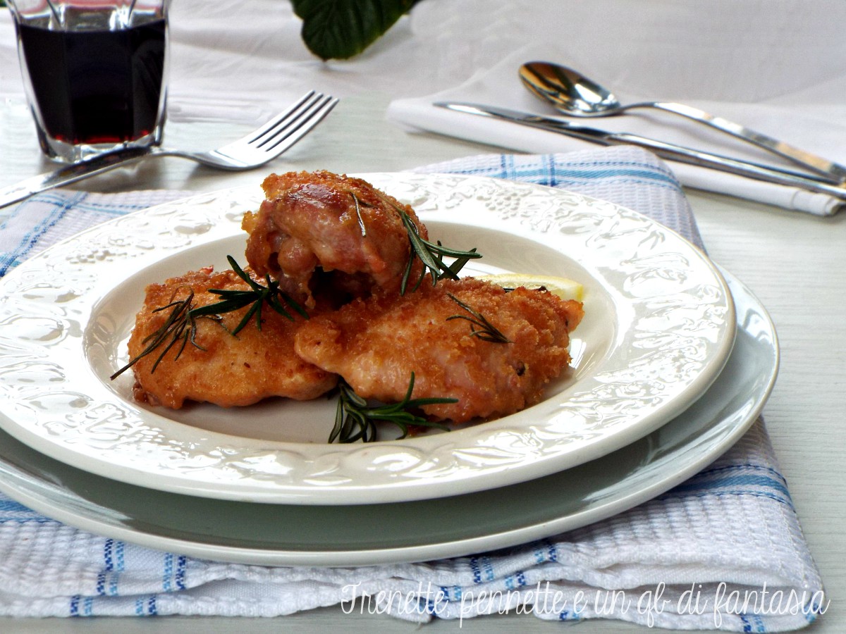 Pollo in crosta di pane sfumato alla birra