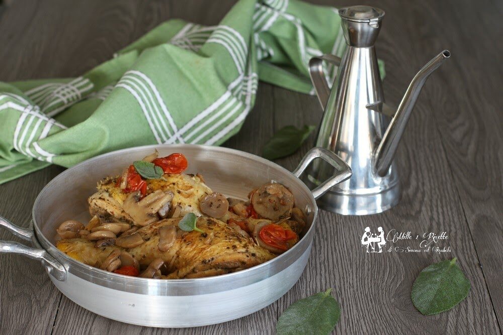Pollo marinato al vino bianco e salvia,con funghi champignon
