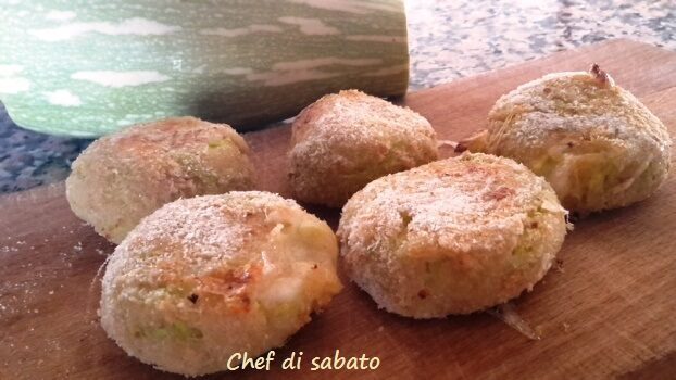 Polpette al forno con zucchine e mozzarella