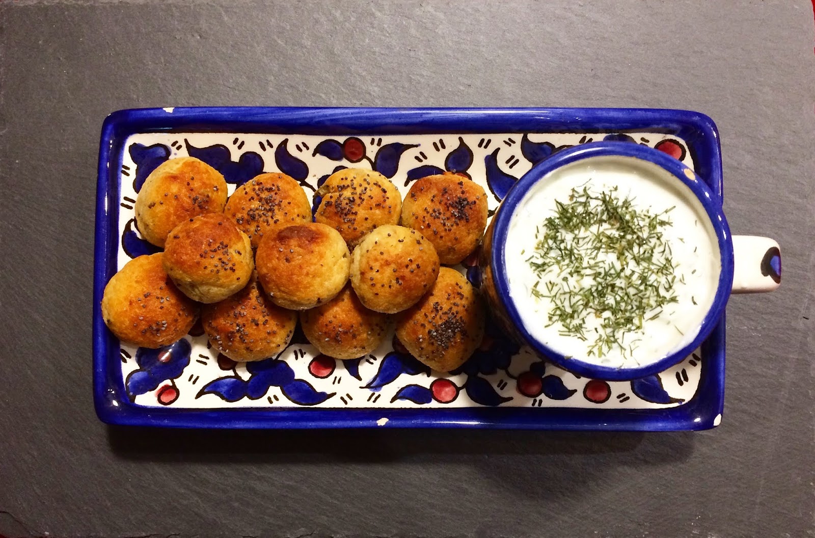 Polpette al forno tonno e ricotta con tzatziki