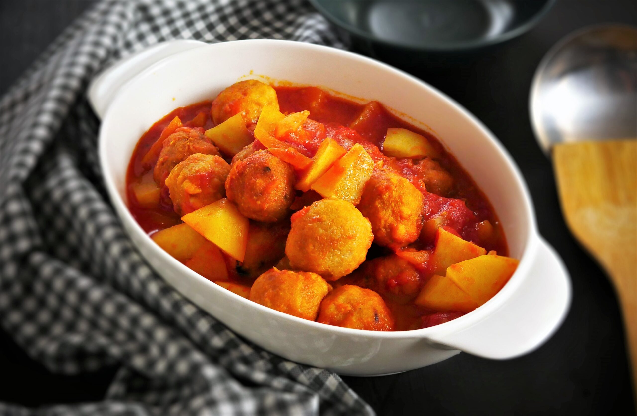 Polpette al sugo con patate