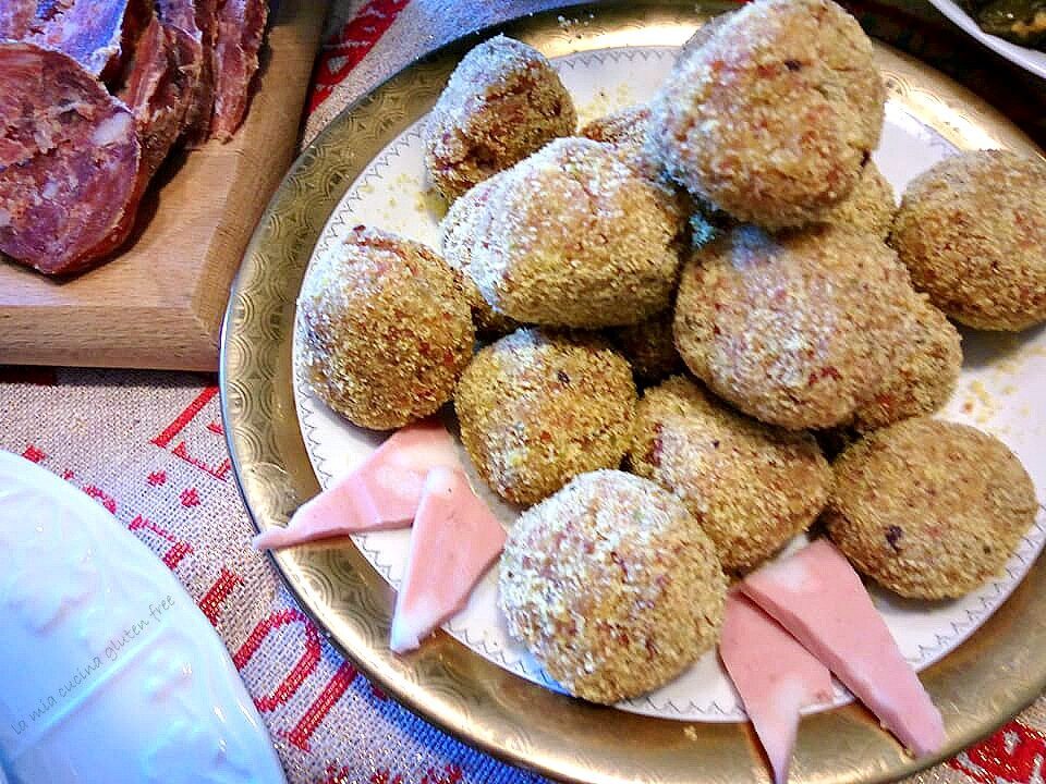 Polpette con mortadella e pistacchi