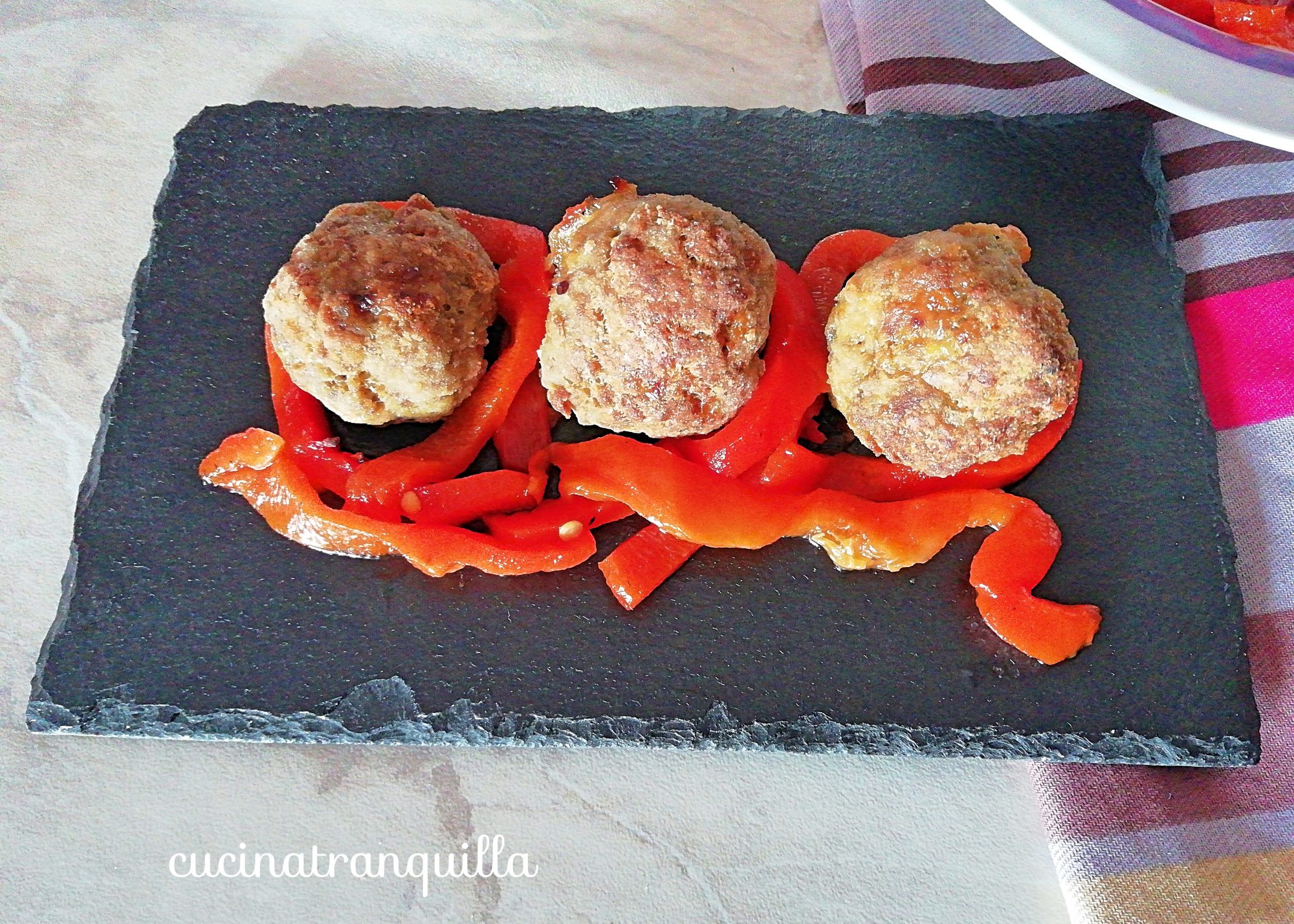 Polpette con ricotta, pistacchio e pecorino