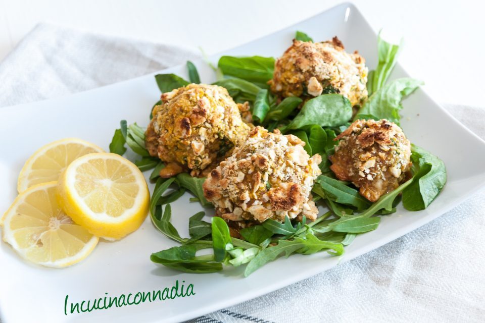 Polpette con rucola e impanatura croccante al rosmarino