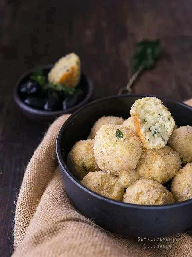 Polpette di baccalà alla portoghese