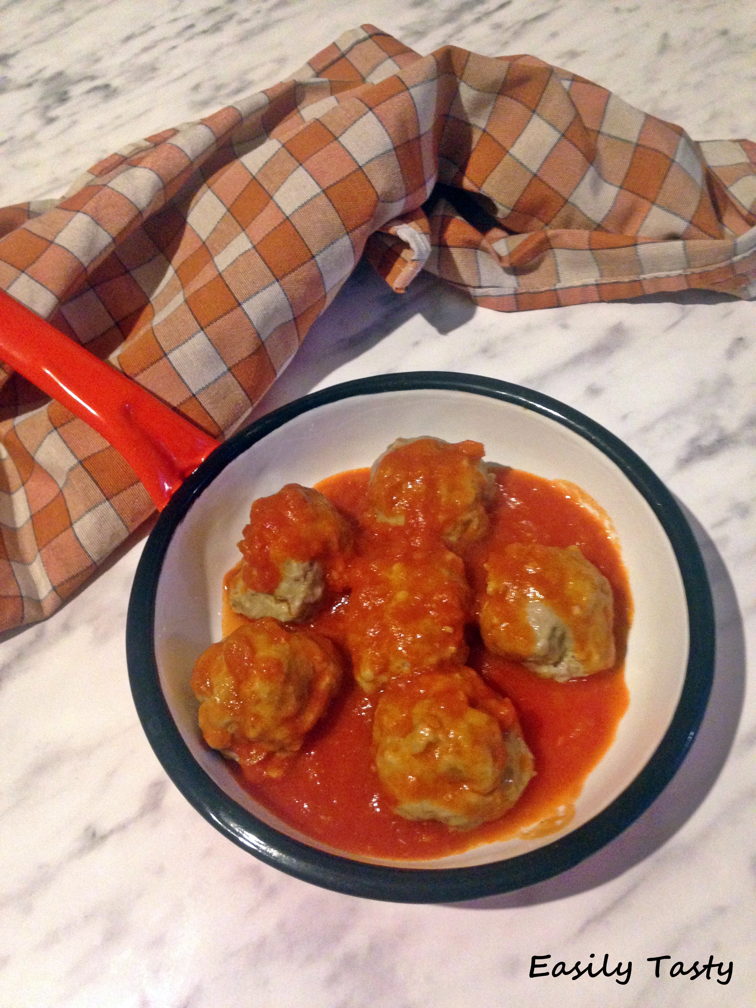 Polpette di carne al sugo vegetale