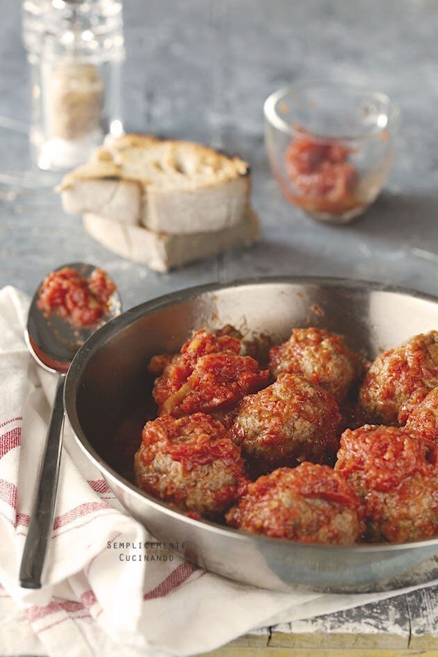 Polpette di carne e mela renetta: morbide e profumate!