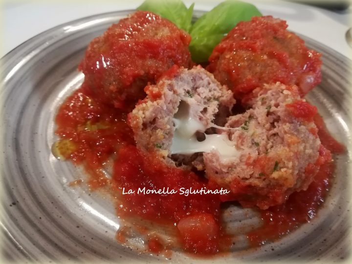 Polpette di carne filanti ripassate nel sugo