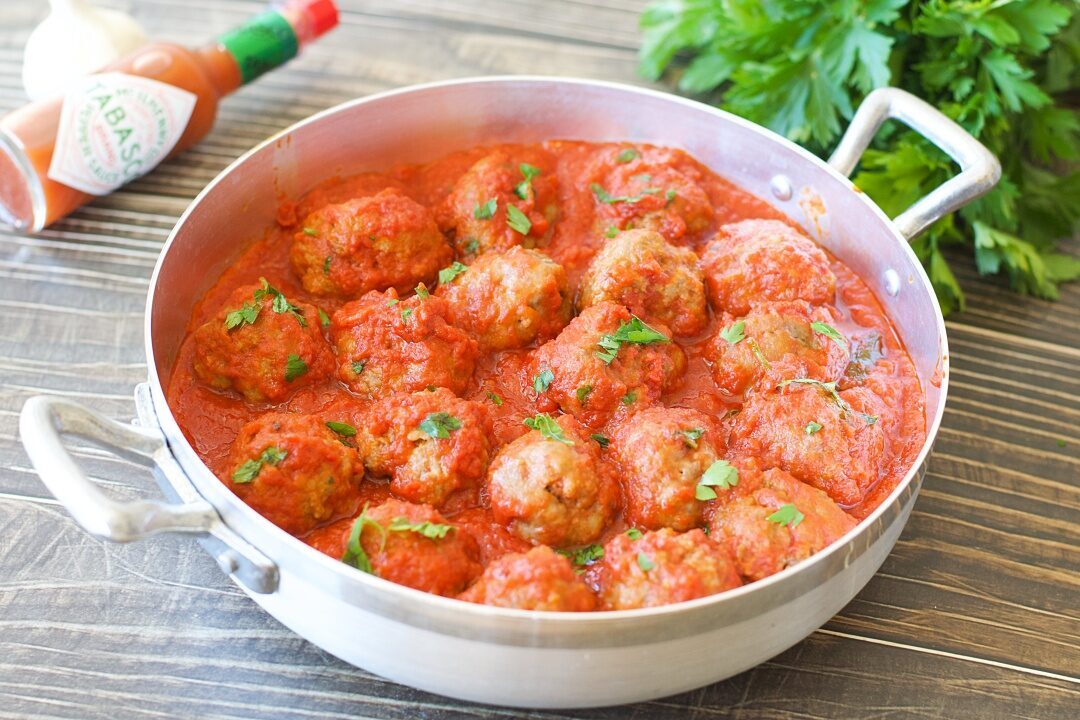 Polpette di carne piccanti al sugo