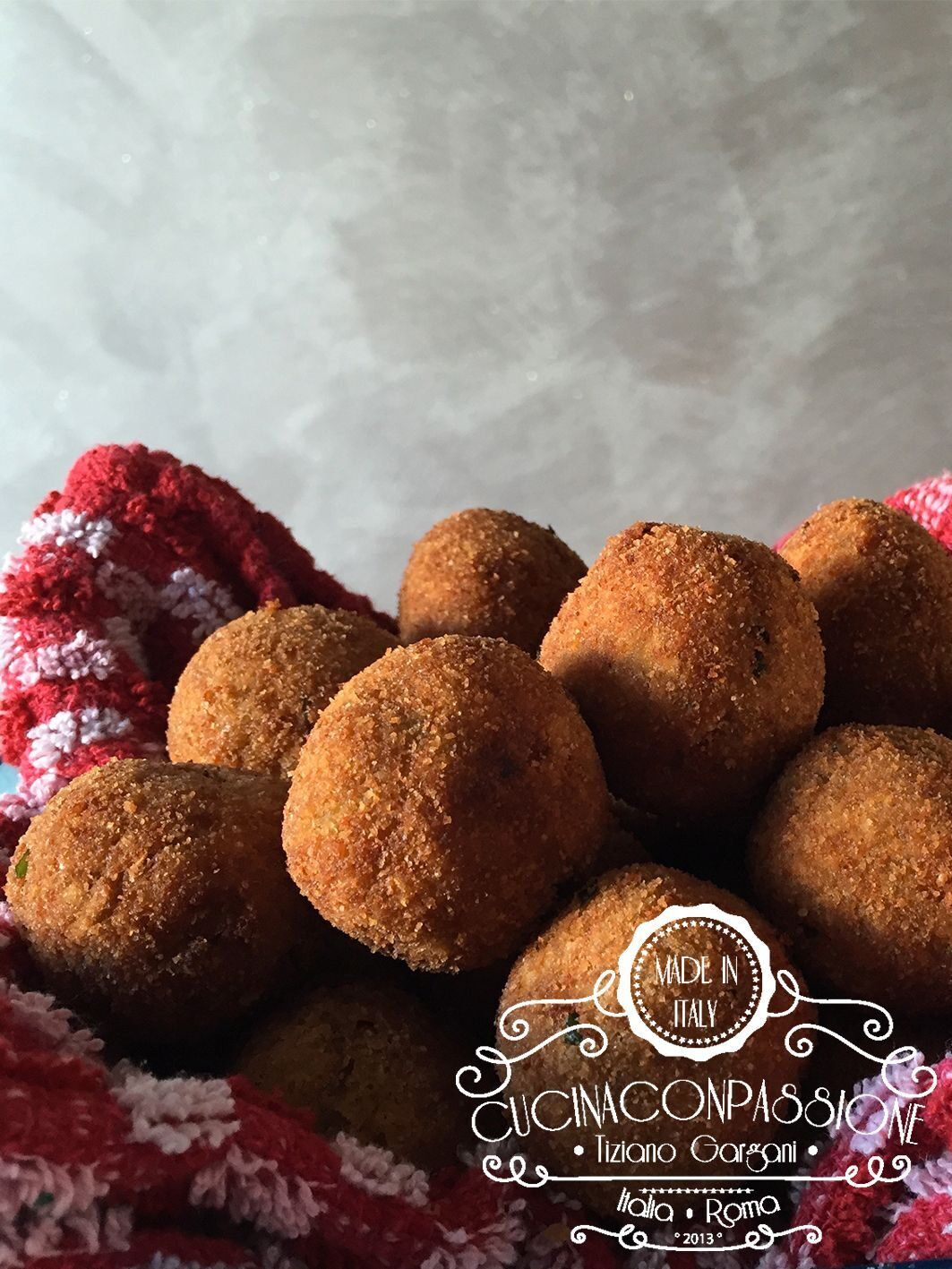 Polpette di melanzane con cuore di scamorza affumicata