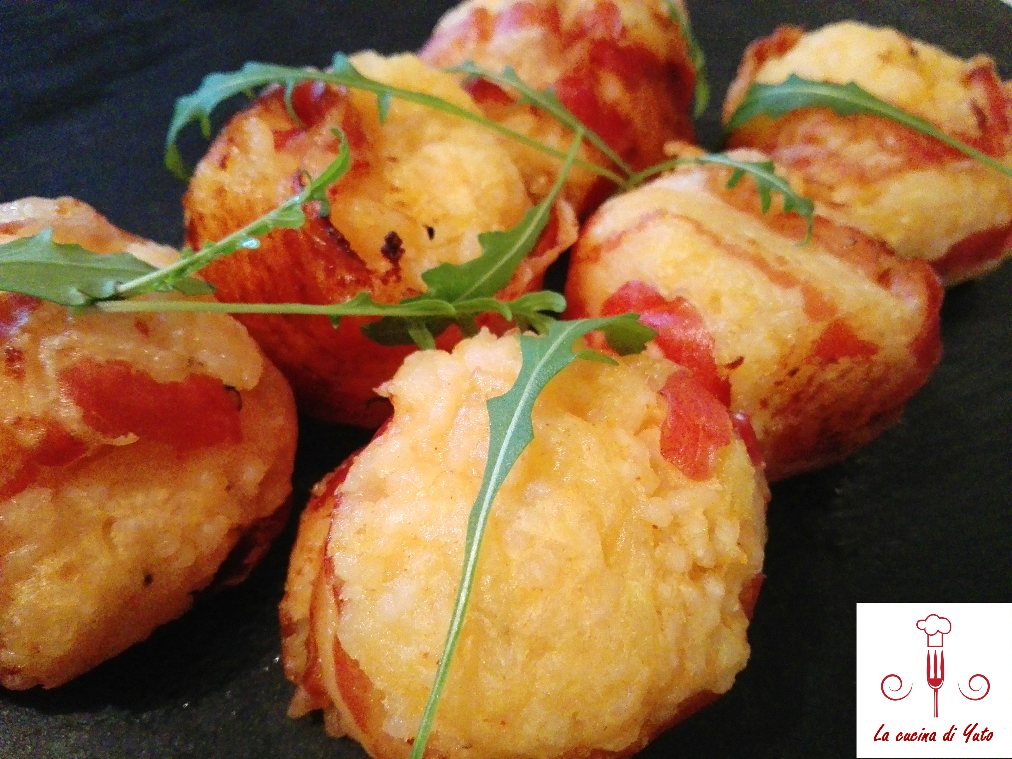 Polpette di patate avvolte nella pancetta coppata