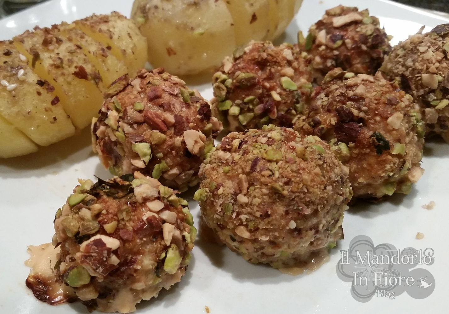 Polpette di pescespada panate ai pistacchi e mandorle