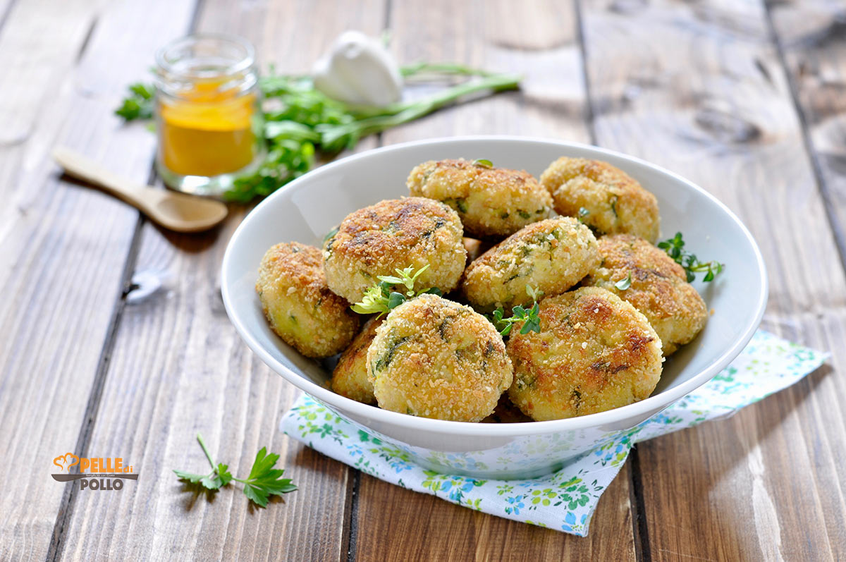Polpette di pollo con zucchine e curry