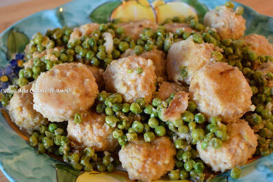 Polpette di pollo e piselli