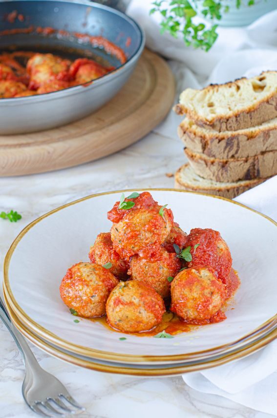 Polpette di ricotta al sugo cotte in padella (senza lattosio)