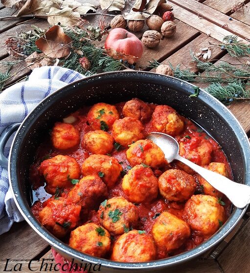 Polpette di ricotta al sugo