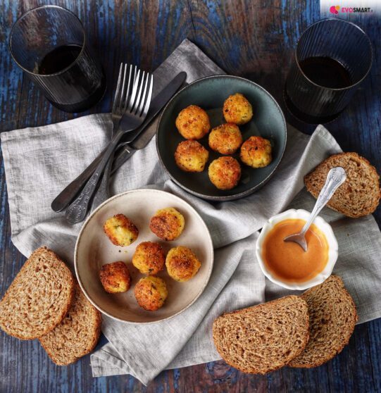 Polpette di salmone e formaggio: ricetta furba