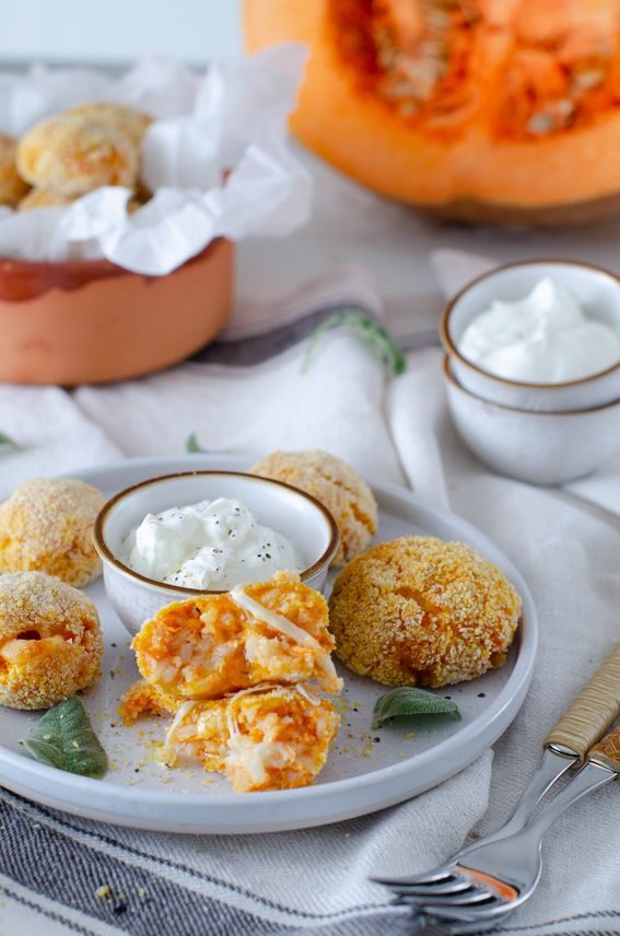 Polpette di zucca e riso con cuore filante – cotte in friggitrice ad aria