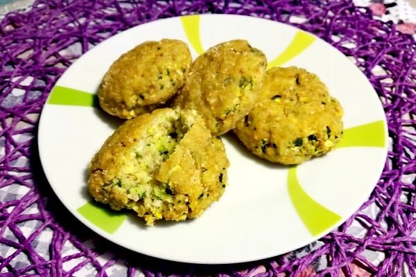 Polpette di zucchine crude con e senza bimby, ricetta veloce