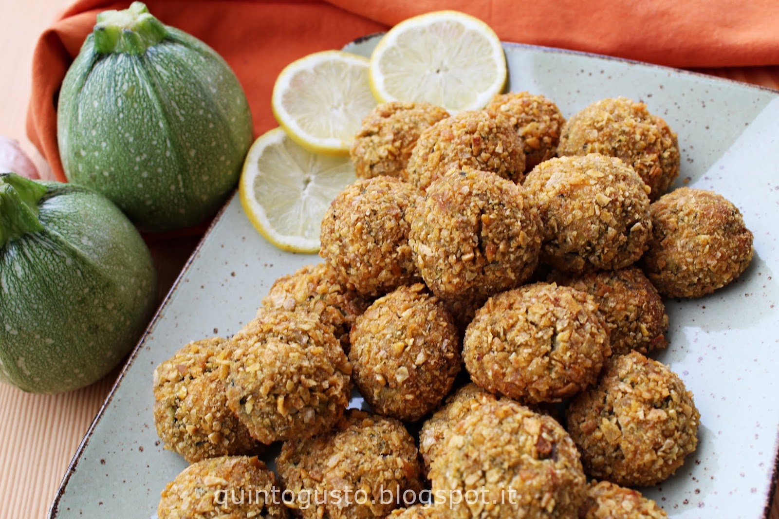 Polpette di zucchine e feta al forno