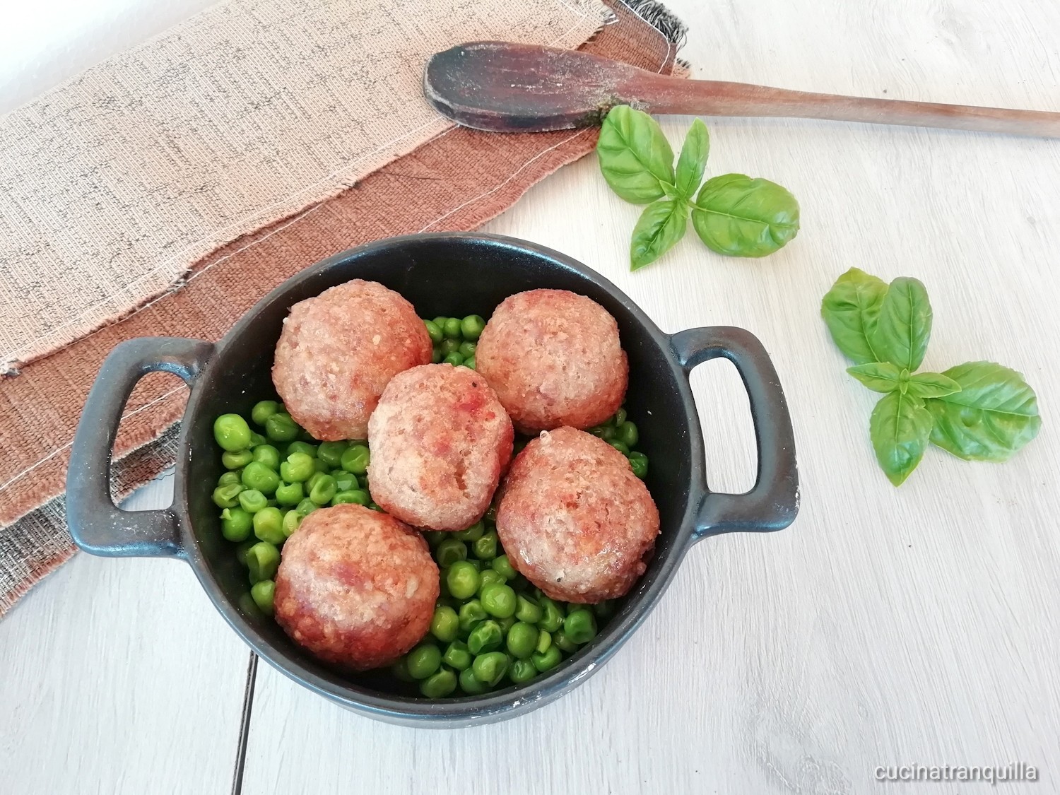 Polpette e piselli