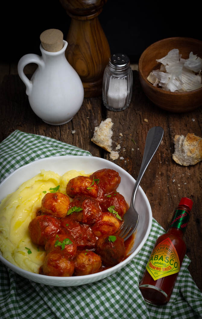 Polpette piccanti cotte in slow cooker
