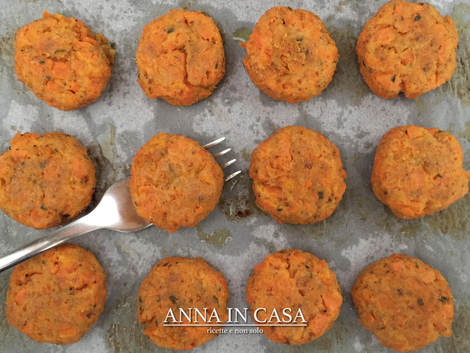 Polpette semplici di carote – ricetta passo passo