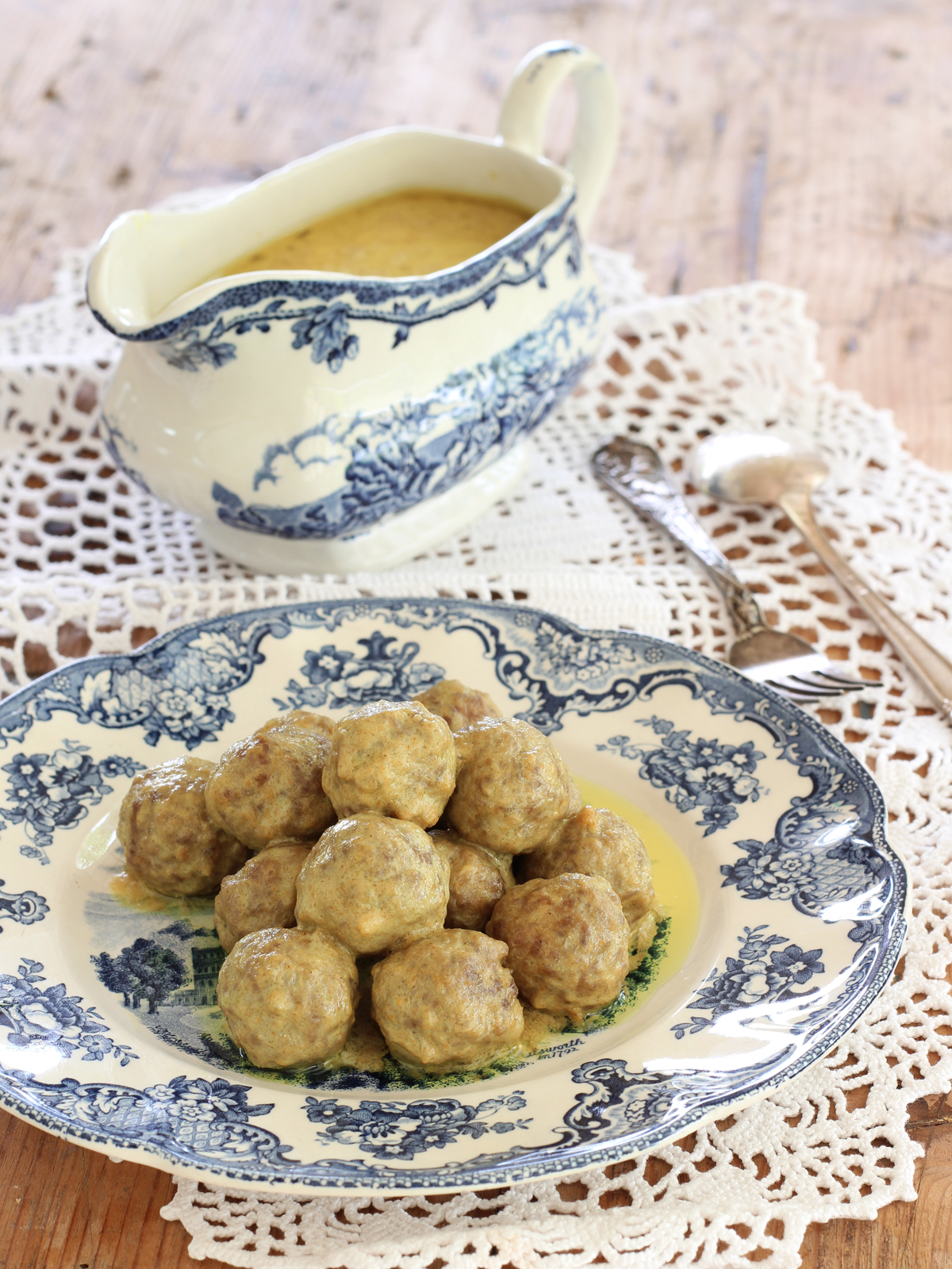 Polpettine al curry e latte di cocco