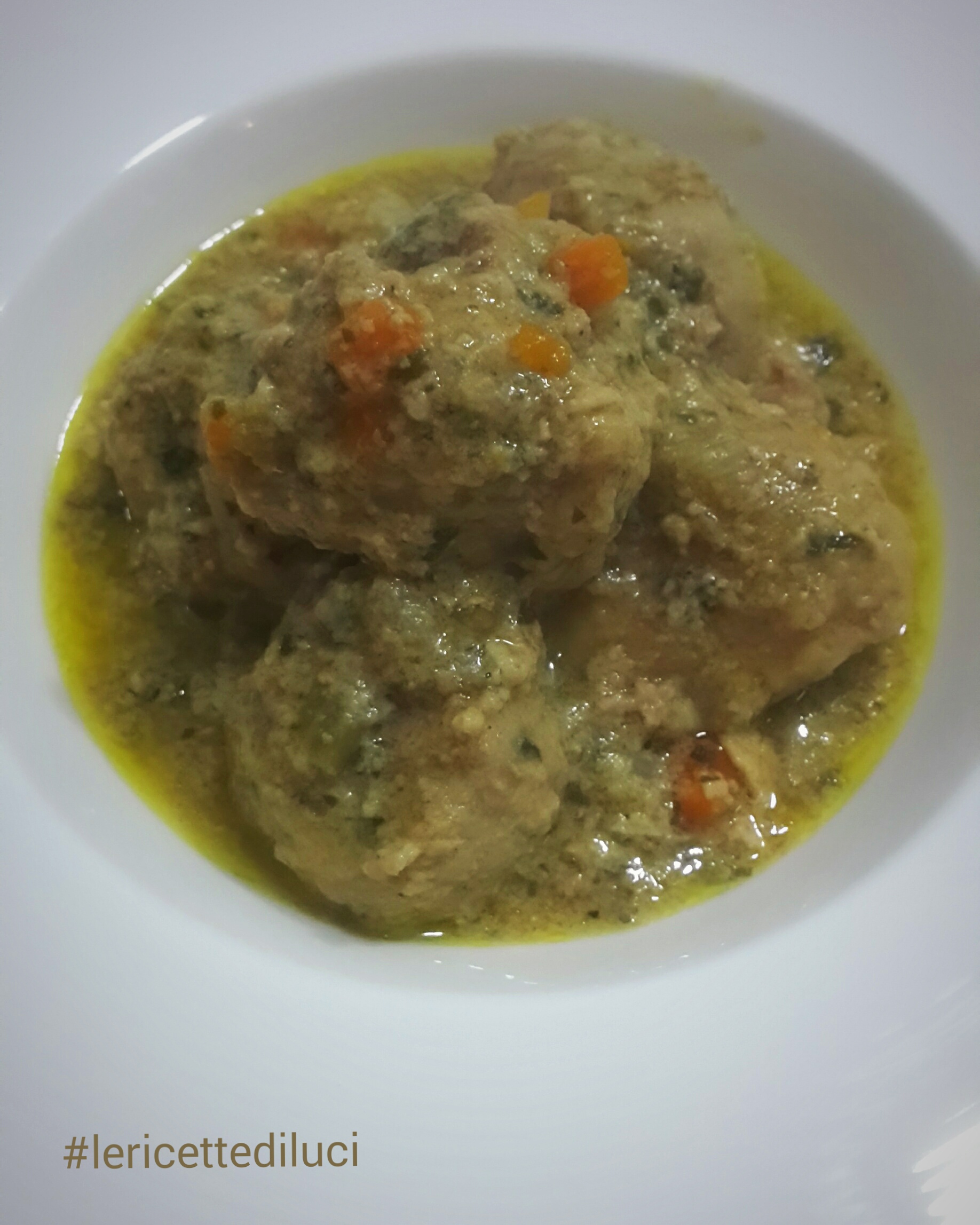 Polpettine alle spezie cotte nella tajine