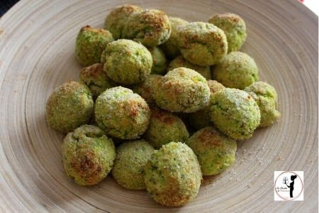 Polpettine di broccoli e ricotta in friggitrice ad aria
