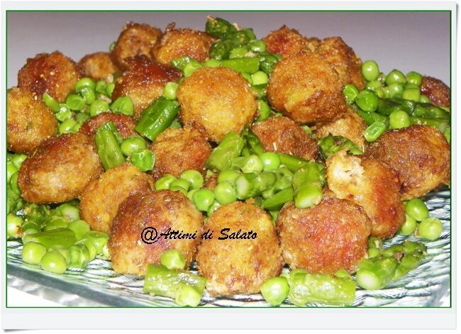 POLPETTINE DI CARNE CON ASPARAGI E PISELLI