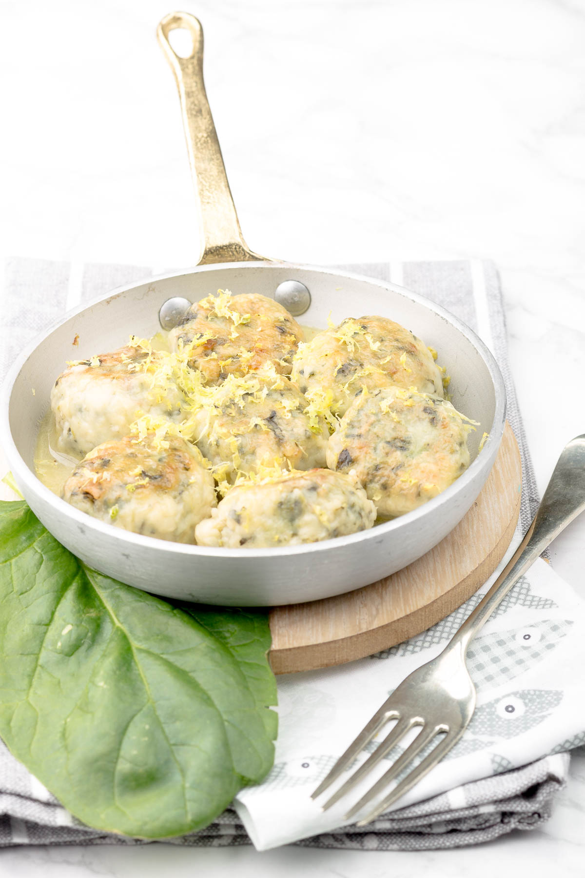 Polpettine di merluzzo, spinaci e limone