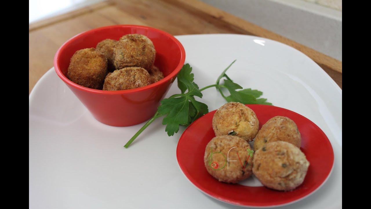 Polpettine di pesce e patate [videoricetta]